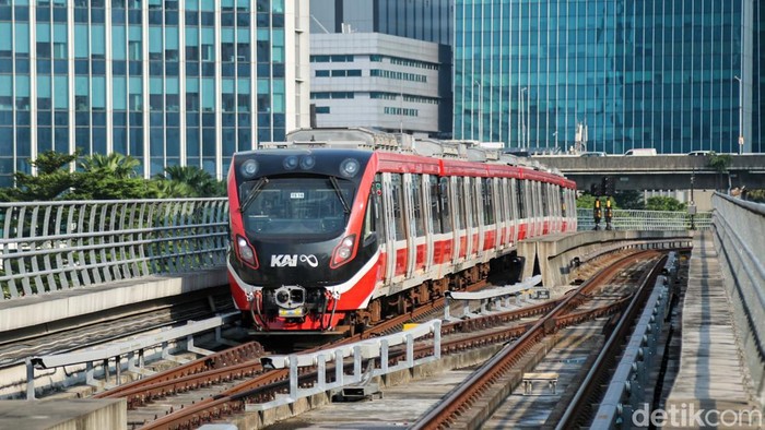 LRT Jabodebek Jelaskan Lampu Padam dan Suara Kencang di Stasiun Cawang, Operasional Jadi Perhatian